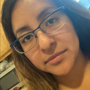 Meet your Posher, Francisca